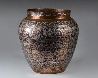 Antike handgemachte ägyptische Vase aus Kupfer und eingelegtem Silber, frühes 20.