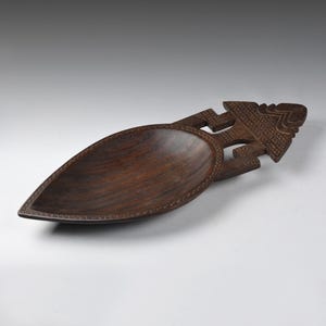Vintage Pacific Oceania Fijian Islands Tribal Folk Art Hand Carved Wooden Ceremonial Priest&#39;s Oil Dish 12.3&quot;/31.3cm (N2429)