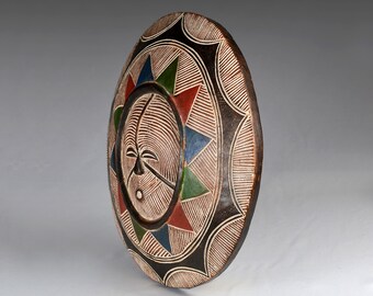 Cameroon Bamiléké Tribal Shield: Authentic West African Art, Circa