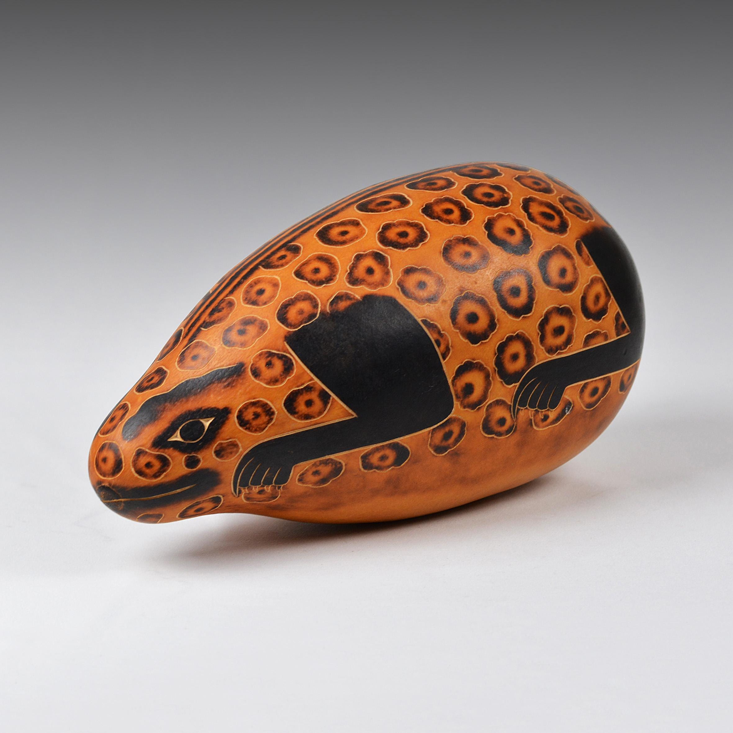 Signed Cesar Aquino V Vintage Hand Engraved Peruvian Folk Gourd Art Jaguar 10.2”/26cm (N3404)