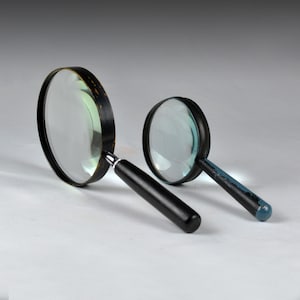 Pair of Very Old Magnifying Glass / Desktop Magnifiers (N1851)