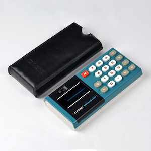1975-1976 Vintage Casio Personal-mini CM-607 Pocket Calculator