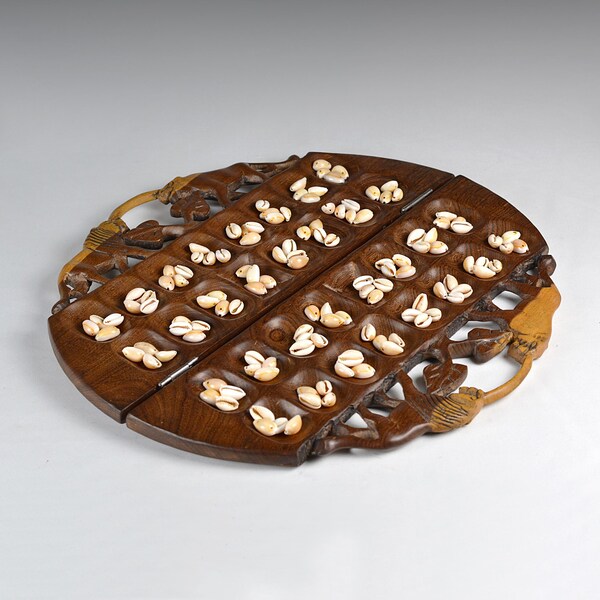 Vintage Hand-carved Ironwood Foldable Mancala Game Board Featuring African 5-Big Wildanimals D14.6”/37cm (N4798)