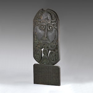 Vintage Handcarved Borneo Dayak Shaman Calendar: Austronesian Art, (31.2&quot;/79.5cm) (N4156)