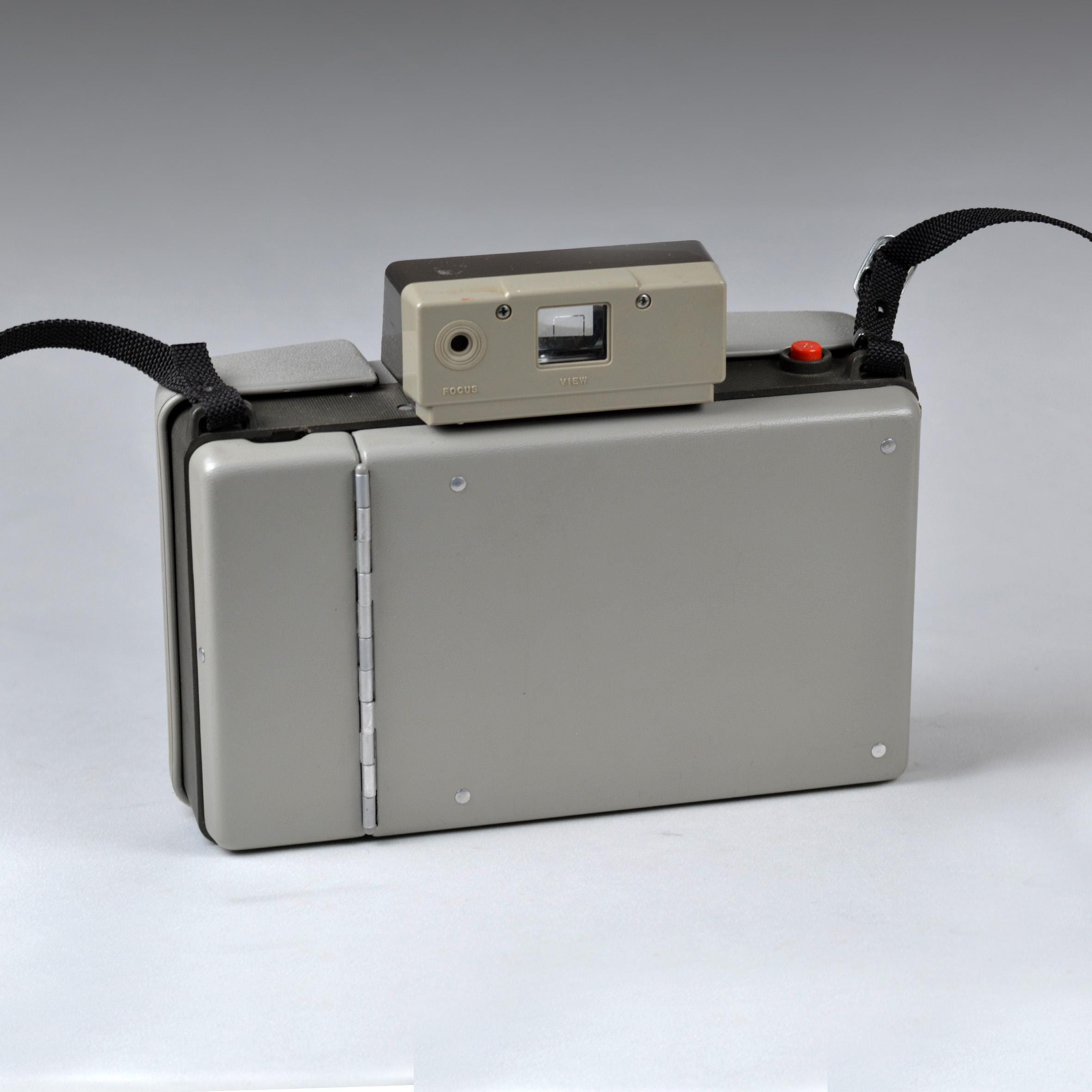 ヴィンテージ ポラロイド オートマチック 320 ランドカメラ - 1969 年