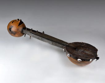 ハンドメイドの弦楽器、オリジナルニャティティの撥弦楽器、ボウル