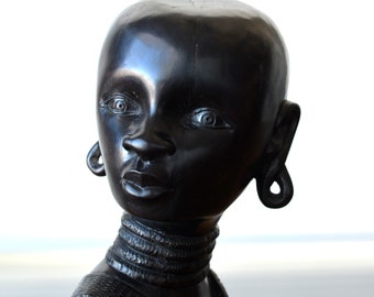 ヴィンテージアフリカンアイアンウッドガール胸像彫刻：精巧な黒檀風