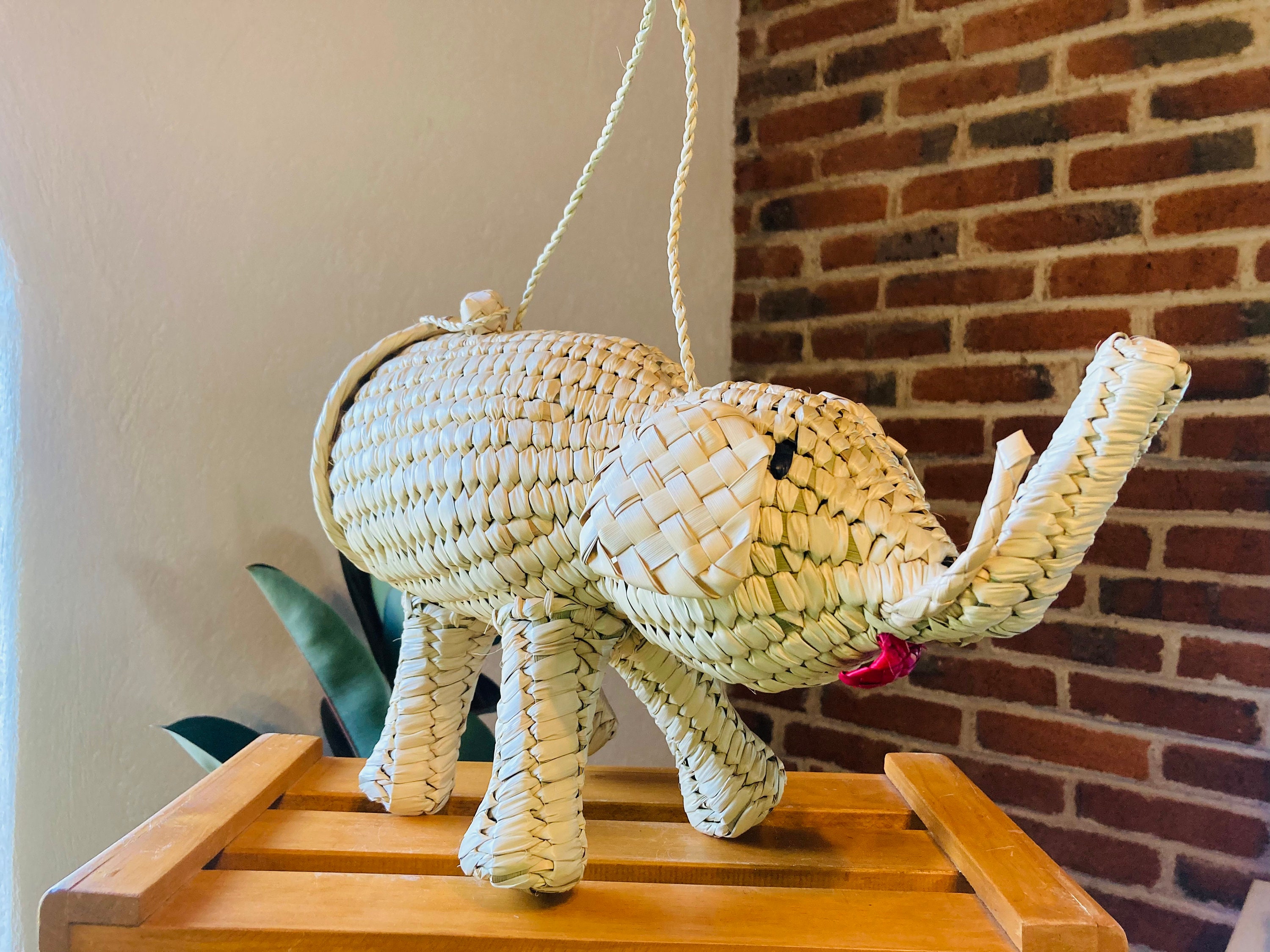 Handmade Elephant Shaped Straw Bag - Feel Good Decor