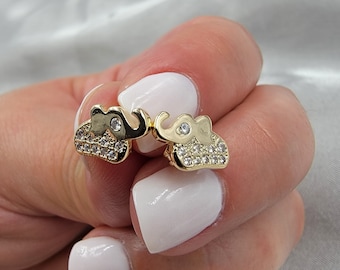 Elephant Gold Stud, Elephant Earring, Dainty Elephant earring, Delicate Earring, Minimal Earring, Animal Stud, Gift for Her, Gift for Girls,