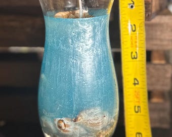 Seashell Gel Candle: Coastal Serenity, Sea Salt & Lily Scent