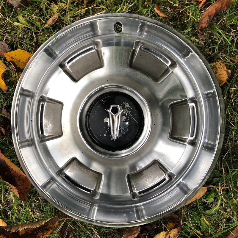 Vintage Hubcaps - Etsy