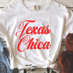 Texas Chica Tee, Texas Shirt, Texas Tshirt, Trendy Texas Shirt, Vintage Texas Shirt, Texas Gift, Gift for Texas Fan, Texas