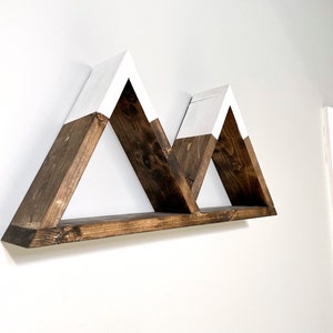 Bergplank | Geometrische planken | Houten wandplank | 20 x 10 inch | Wandkleden| Driehoekige planken | Natuurdecoratie | Woondecoraties in de bergen