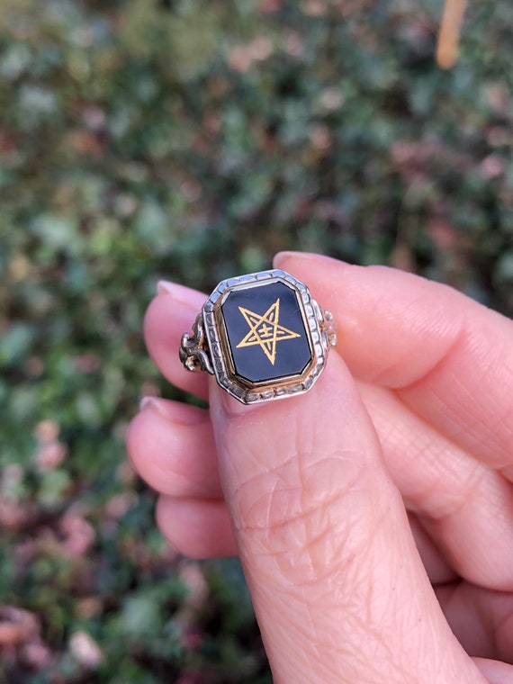 Vintage 10k Solid Gold Onyx Star Ring, Signet Rin… - image 9