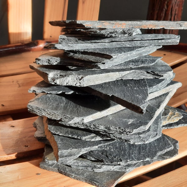 MOSAIC SLATE 5 Pounds Black Slate Thin Pieces Excellent for Mosaics, Crafts, Art, as well as Terrarium, Vivarium, Aquarium Floors, and more!