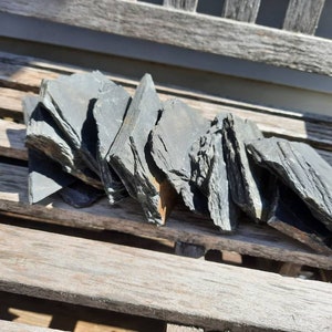 12+ Lbs of 4-6 Inch NATURAL BLACK SLATE Aquarium /Terrarium, Garden and Craft Stone, Perfect for Reptiles, Landscapes, Gardens, and More!
