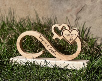 Hochzeitsgeschenk | Geschenk zur Hochzeit | Ein Herz aus Holz | Personalisiertes Holz - Herz |Geschekidee | Brautpaar | Deko aus Holz |