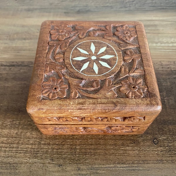 Decorative wood carved Inlay medallion trinket treasure box India