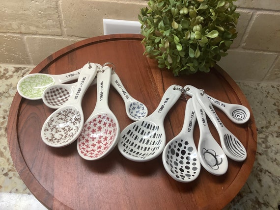 Rae Dunn, Kitchen, Rae Dunn Measuring Cups