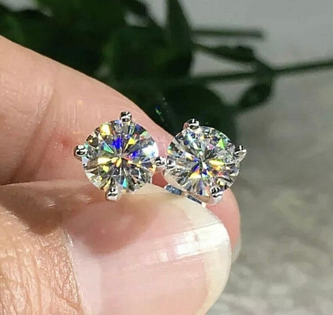 1/4ct Created Diamond Star Earrings 14K Solid Yellow Gold Studs Round-Cut VVS1 1/4ct Created Diamond Star Earrings 14K Solid Yellow Gold Studs Round-Cut VVS1
