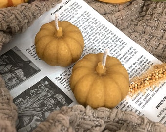 Set of 2 pumpkin candles (100% beeswax candles) handcrafted. thanksgiving/fall decor