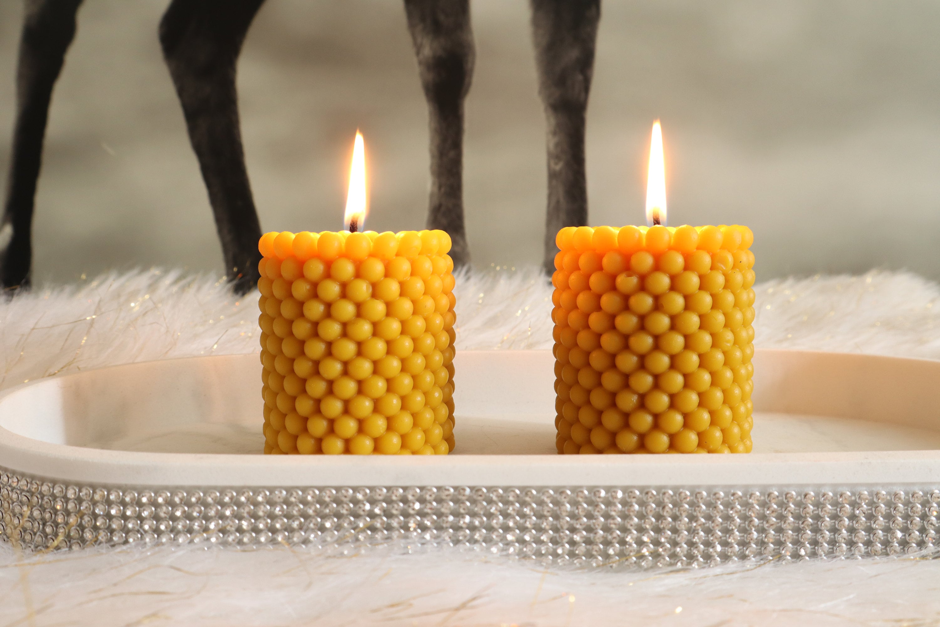 Velas de miel, velas de miel para rituales, velas de miel de la  prosperidad. Vela de cera de abeja ecológica. 9cm de alto x 3cm de ancho.  (24 pzas) : : Hogar