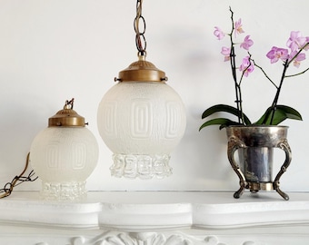 2 beschikbaar (apart verkrijgbaar) Vintage swag-hanglamp, art-deco-art nouveau, glas met ruches uit het midden van de eeuw, Hollywood Regency sierlijk geslepen glas