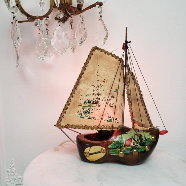 Vintage Ship Lamp, Wooden Clog Made in Holland, Hand Painted Night Light, Netherlands Flags, Ship Lighting, Dutch Wind Mill, Sail Boat Light