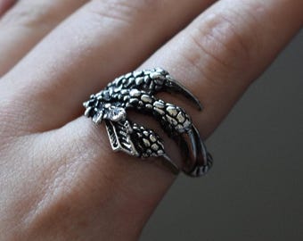 Anillo Garra de Águila - Joyería Punk Gótica Ajustable