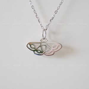 Moth Necklace, Flying Moth, Minimalist Insect Pendant Necklace, 925 Sterling Silver Necklace, Silver, Gold, Rose Gold, N1002