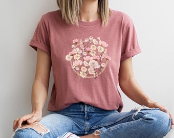 Boho Wildflower Tshirt, Vintage Flower Tee, Floral Shirt, Flower Tee, Boho Feather Shirt, Flower T-shirt, Cottagecore Shirt