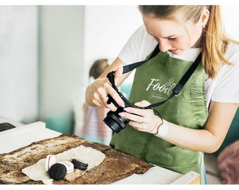 100% Hemp Apron. This adjustable kitchen apron with 2 front pockets is made from ALL hemp fabric.