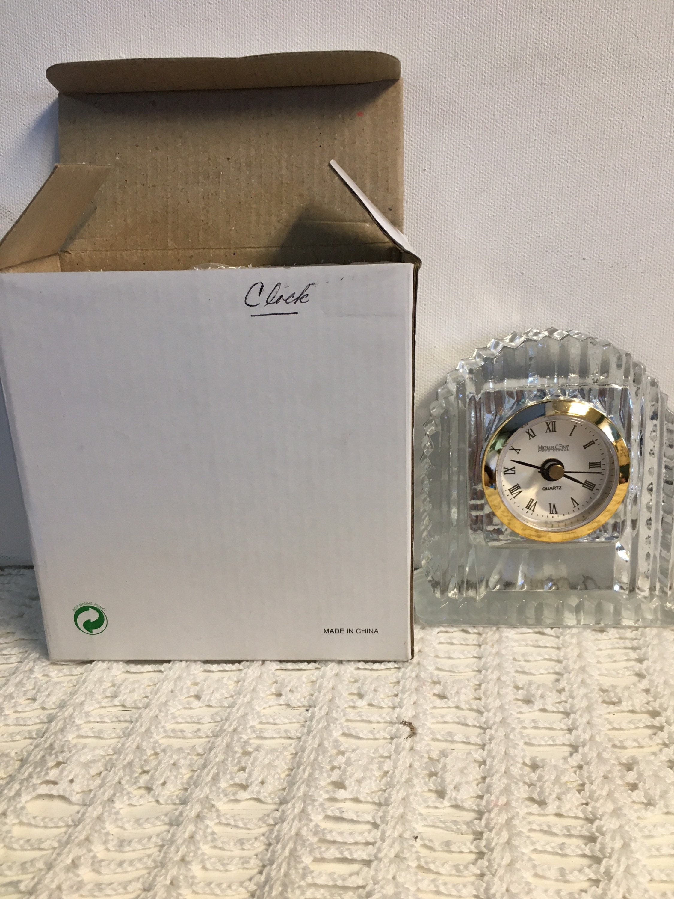 Vintage Michael C Fina 5th Ave. Quartz Battery Desk Clock Hand Cut