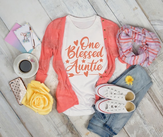 One Blessed Auntie Ladies T-shirt For Auntie Nice Gift Top Birthday Gift T-shirt Family Slogan Best Auntie Gift Top