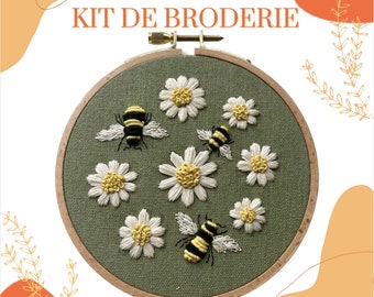 Kit «Les Marguerites » Initiation à la Broderie Florale - Kit Fleur Du Mois - Fleur de Naissance Avril - Broderie Marguerites & Abeilles