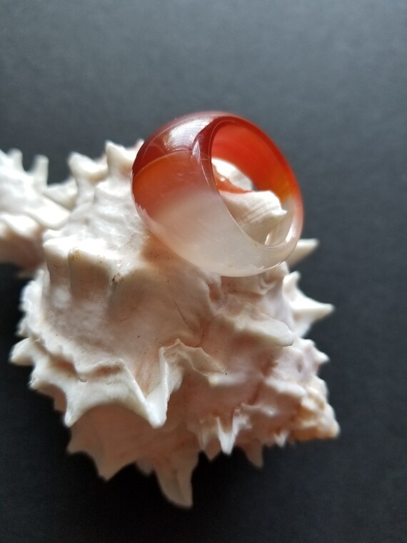 Dome Agate Statement Ring: Buffed Gemstone, Size 8 - image 2