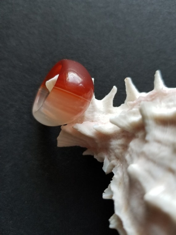 Dome Agate Statement Ring: Buffed Gemstone, Size 8 - image 3