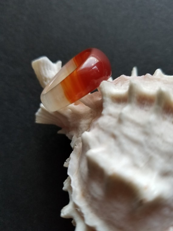 Dome Agate Statement Ring: Buffed Gemstone, Size 8 - image 7