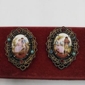 Vintage Brooch, Women&#39;s Jewelry, Women&#39;s Brooch, Porcelain Jewelry Brooch, Vintage Porcelain, Gold Plated Brooch, Antique Brooch, Antique