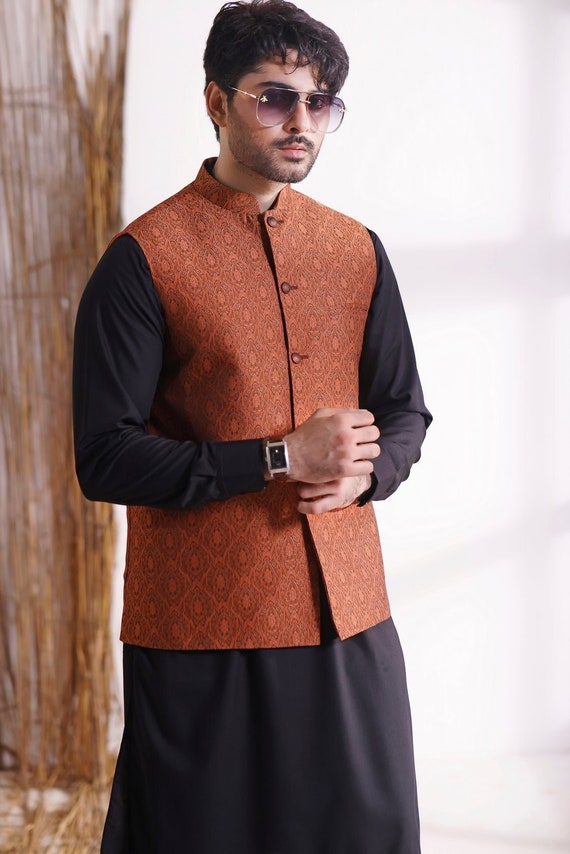 maroon jamawar waistcoat