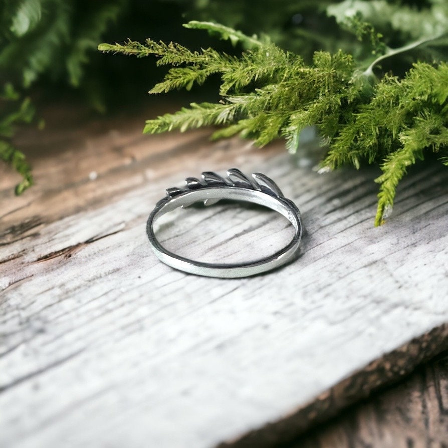 925 Silver Fern Ring,silver Fern Ring,sterling Silver Leaf Ring,silver Fern Frond Ring,fern Band,leaf Ring,fern Frond Jewelry,fern Jewelry - Etsy 925 Silver Fern Ring,silver Fern Ring,sterling Silver Leaf Ring,silver Fern Frond Ring,fern Band,leaf Ring,fern Frond Jewelry,fern Jewelry - Etsy