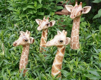 Keramik Giraffe groß | Frostfest | Gartenfigur | Gartendeko | Gartenschmuck | Gartenkeramik Tierfigur | Gartendekoration Stabfigur