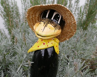 Garden stake ceramic raven | Straw hat scarf | Ceramic stake | Garden ceramics | Ceramic decoration | Ceramic stele