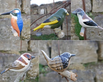 Keramik Singvögel | Frostfest | Deko für den Garten zum Hängen | Keramikschmuck Vögel | Gartenkeramik Vogel | Gartendeko | Keramikfigur