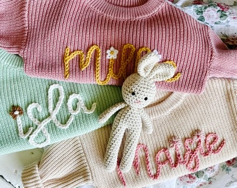 Pull héritage pour bébé fille - pull prénom brodé à la main - cadeau personnalisé