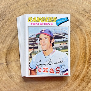 1977 Topps Baseball Cards, Lot of (20)