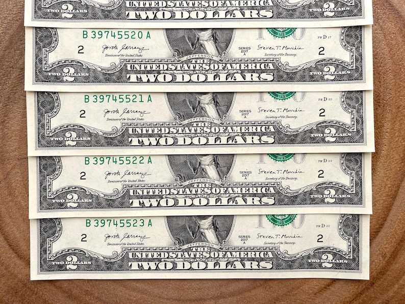 2017 Two Dollar Bills Series A, Lot of (5), Consecutive Serial #'s, Thomas Jefferson, Uncirculated Collectible Bills image 3