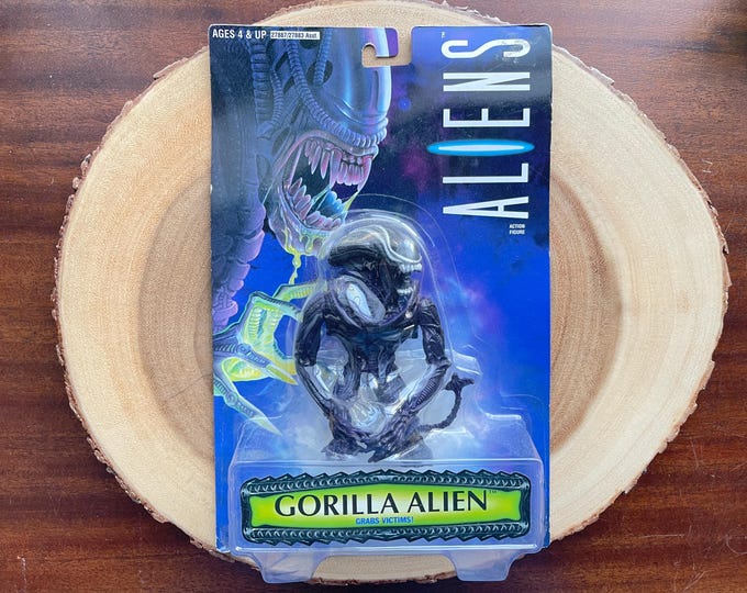 Vintage 1996 Aliens, Kenner, Gorilla Alien, Action Figure, in Sealed ...