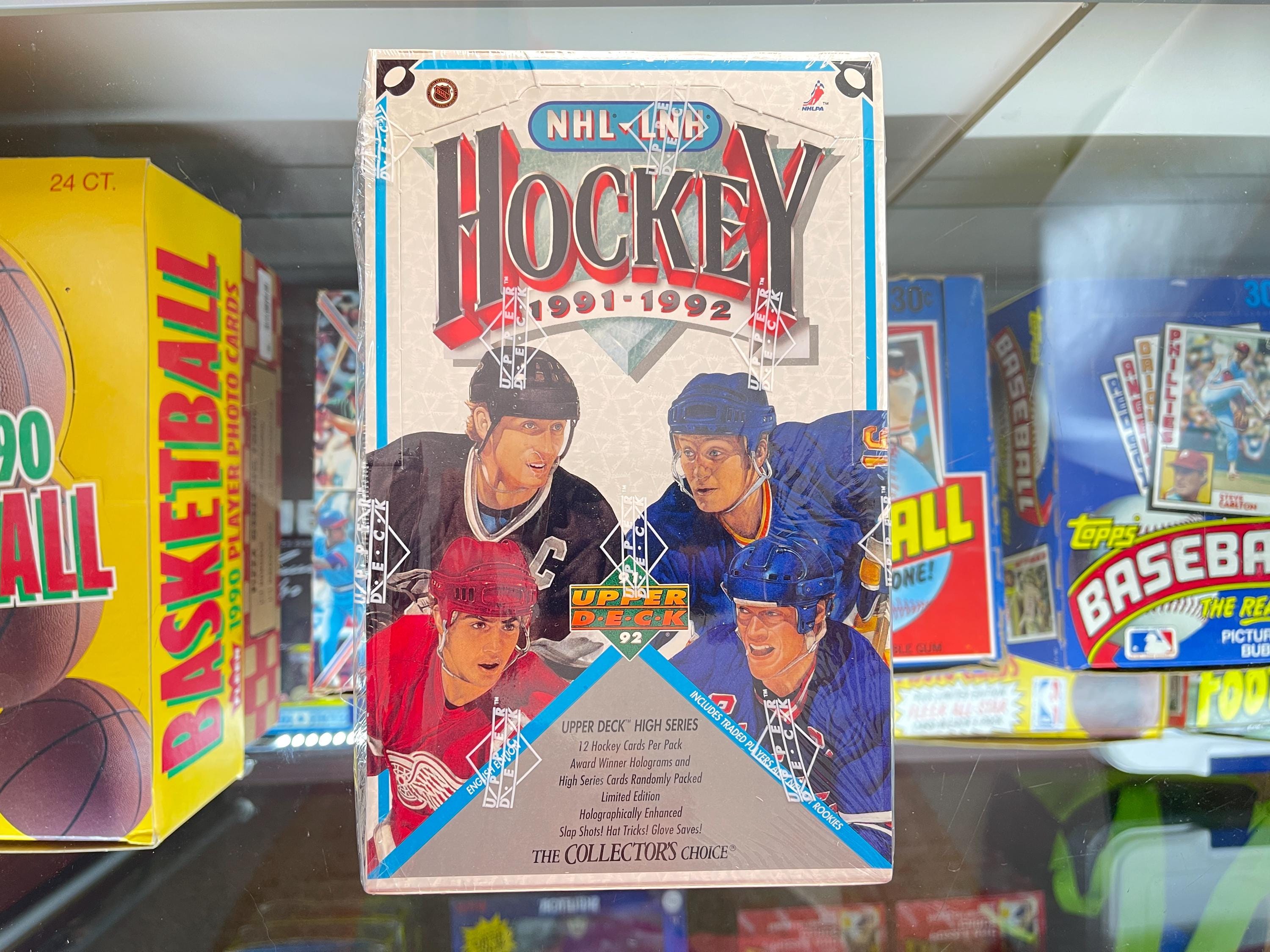 Shield NHL Hockey 1991-1992 Upper Deck BOX