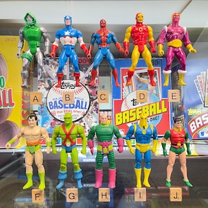 Damaged DC/Marvel Comics Super Heroes, Super Powers, Action Figures, Choose Your Figure